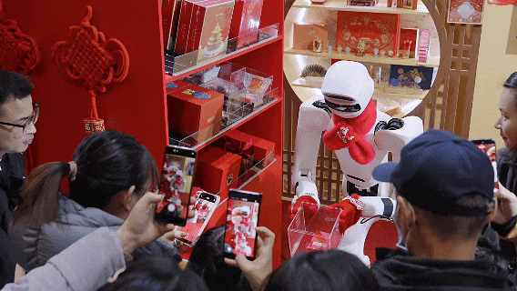 机器人庙会打工 故宫文化试水智慧新零售(图5)